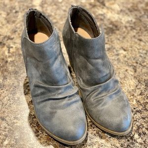 Women’s Report Booties